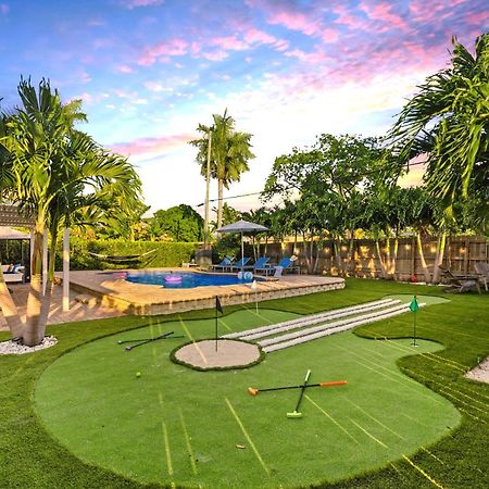 Coastal Paradise 7 Min To Beach With Game Room Mini Golf And Heated Pool هوليوود المظهر الخارجي الصورة