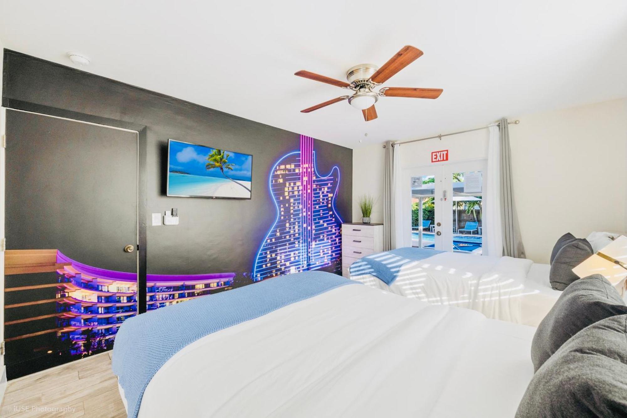 Coastal Paradise 7 Min To Beach With Game Room Mini Golf And Heated Pool هوليوود المظهر الخارجي الصورة